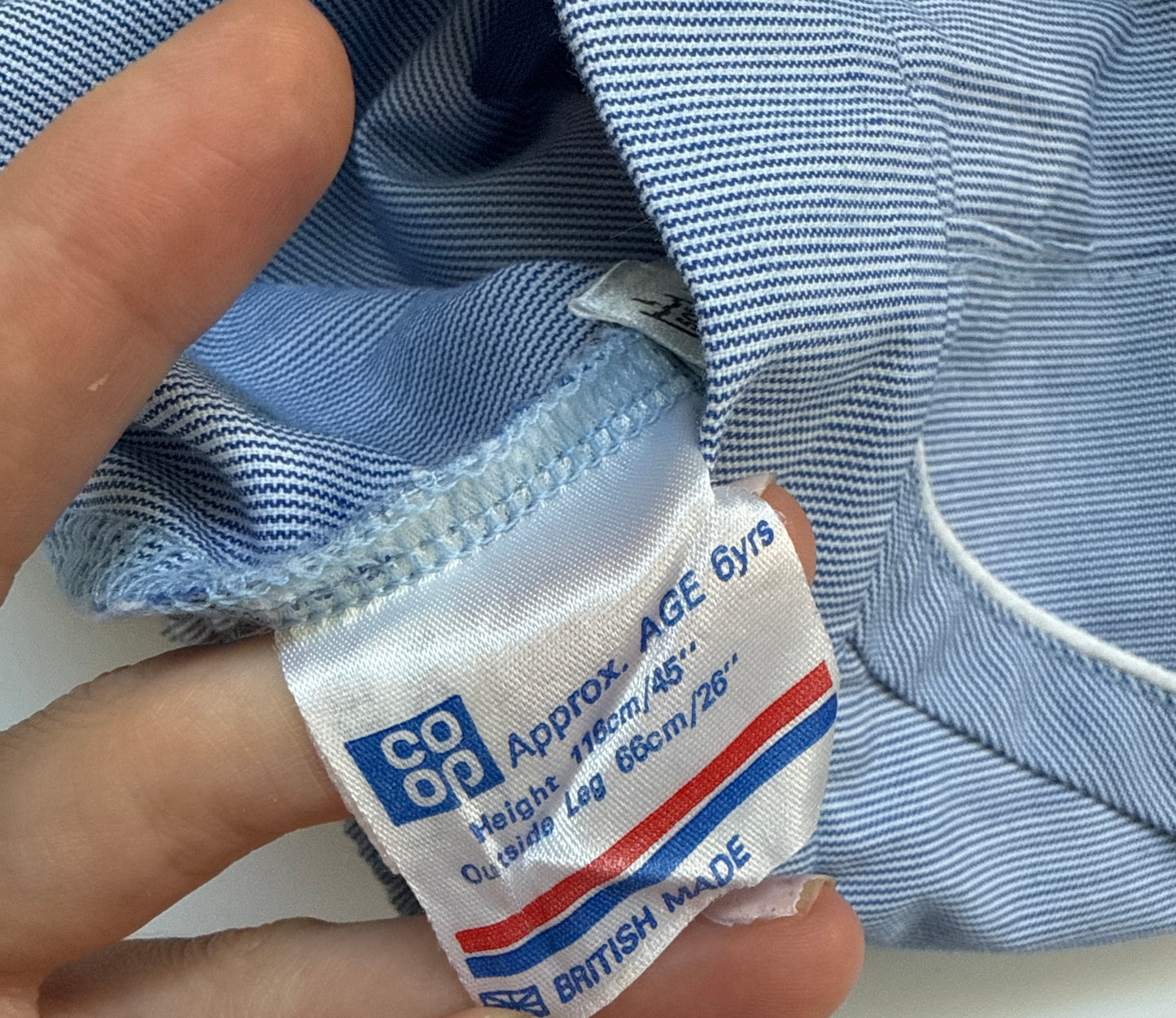 Vintage 80's Blue Pinstripe Shorts (4-5Y best fit)